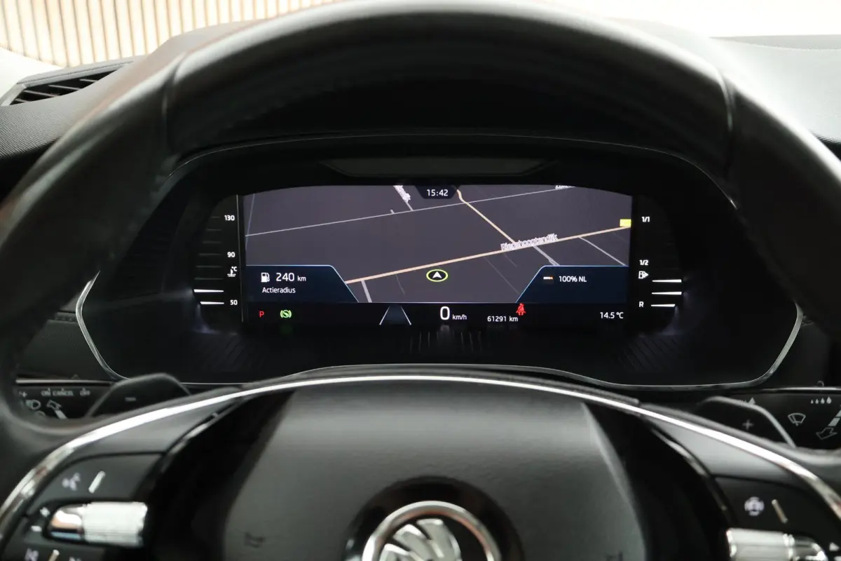 1.0 e-TSI 110pk DSG Ambition Trekhaak Virtual Cockpit Navigatie Parkeersensoren