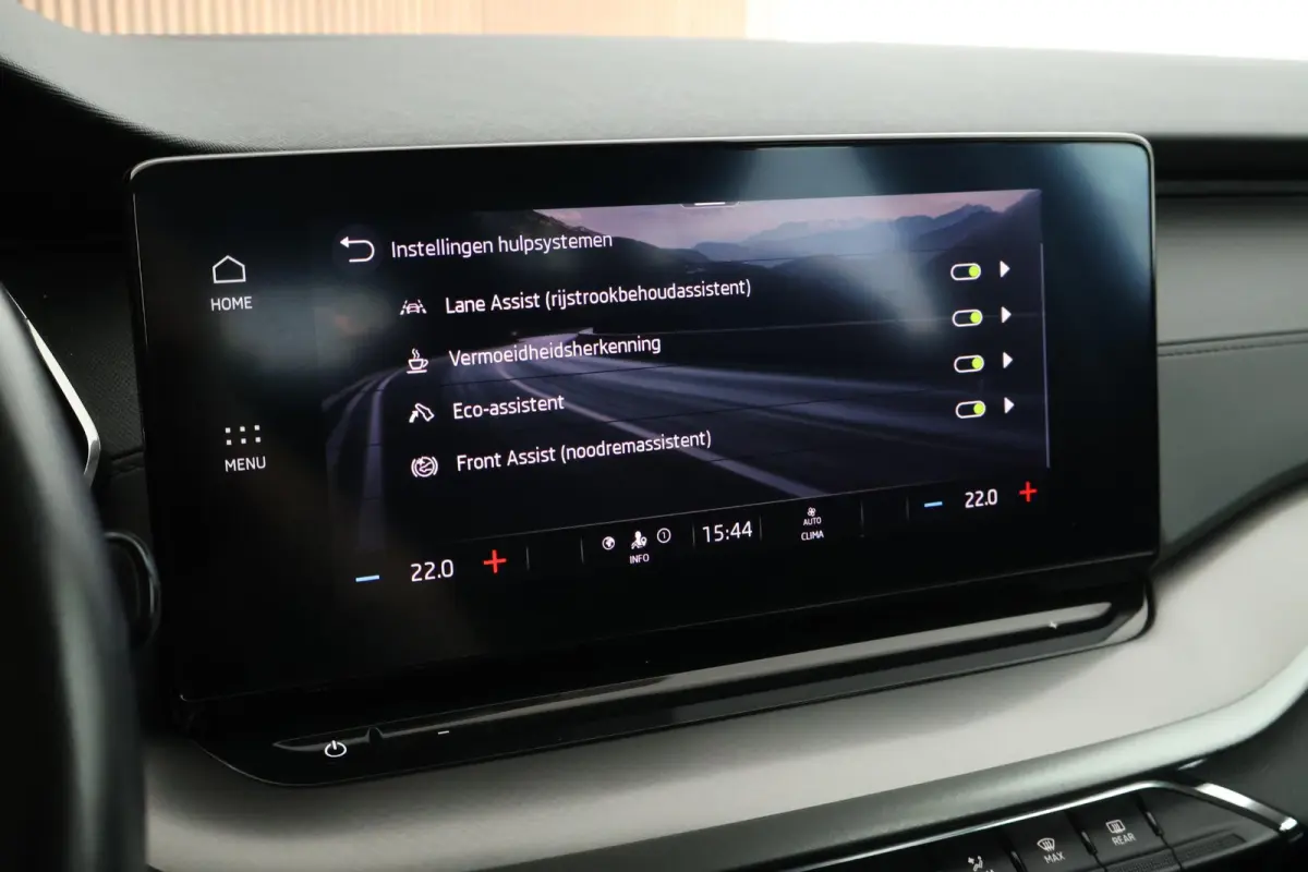 1.0 e-TSI 110pk DSG Ambition Trekhaak Virtual Cockpit Navigatie Parkeersensoren