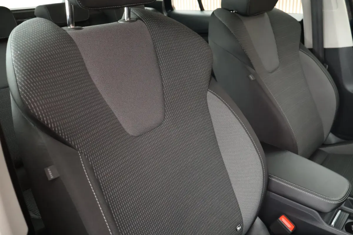 1.0 e-TSI 110pk DSG Ambition Trekhaak Virtual Cockpit Navigatie Parkeersensoren