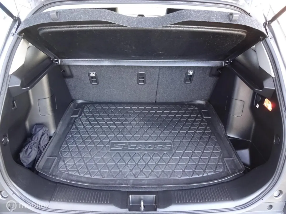 1.5 Full Hybrid Style Automaat Orig. Ned! Trekhaak