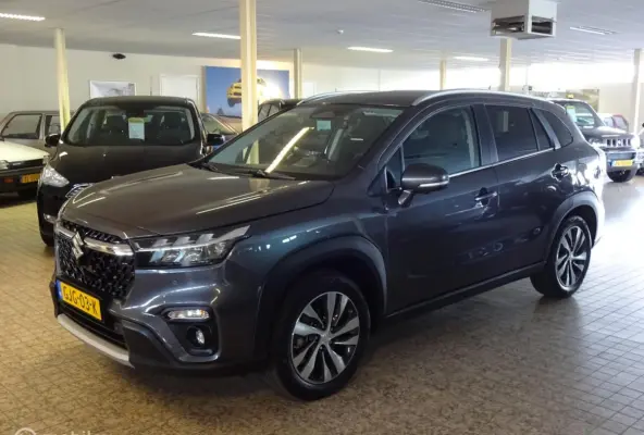 1.5 Full Hybrid Style Automaat Orig. Ned! Trekhaak
