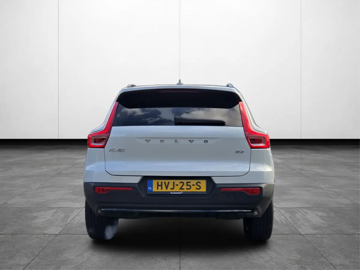 2.0 B3 Plus Dark | Harman/Kardon | Memory | Camera | Pilot Assist