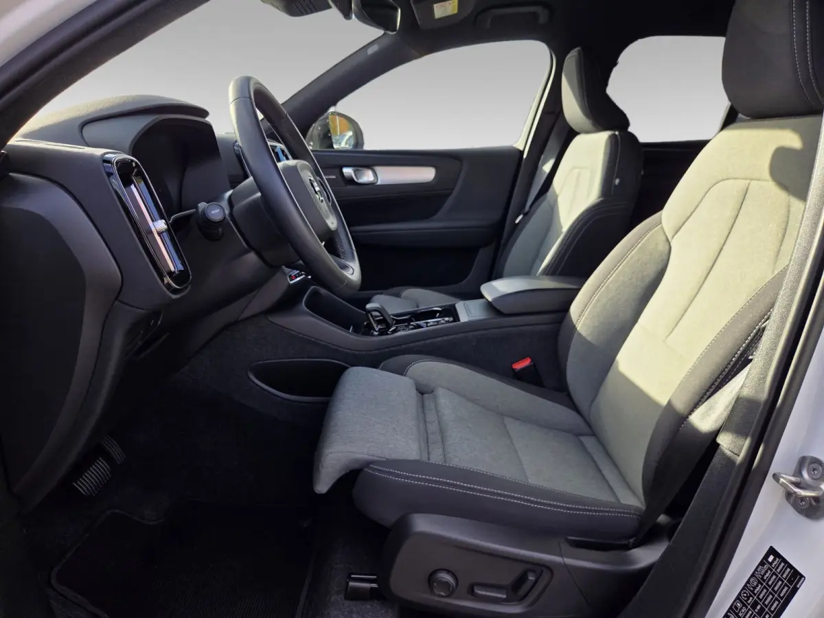 2.0 B3 Plus Dark | Harman/Kardon | Memory | Camera | Pilot Assist