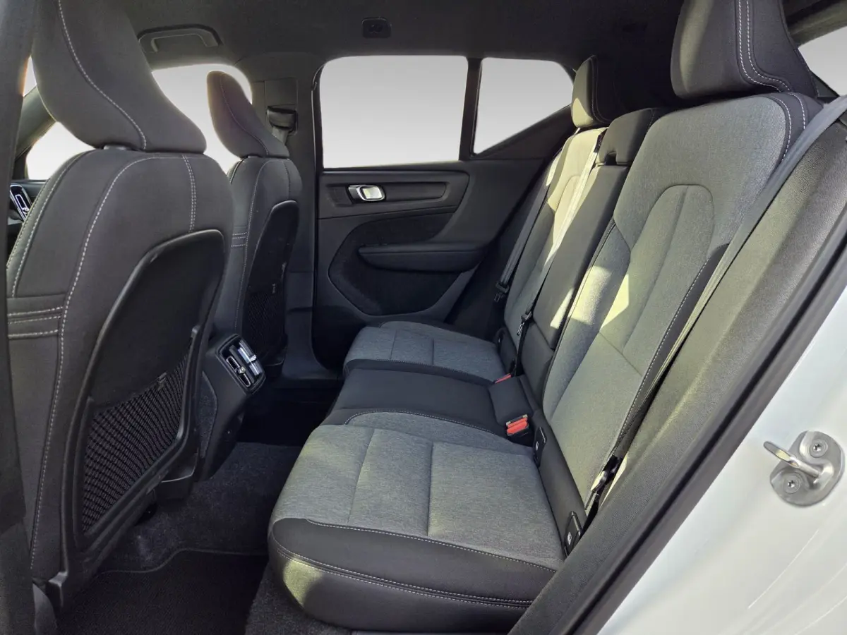 2.0 B3 Plus Dark | Harman/Kardon | Memory | Camera | Pilot Assist