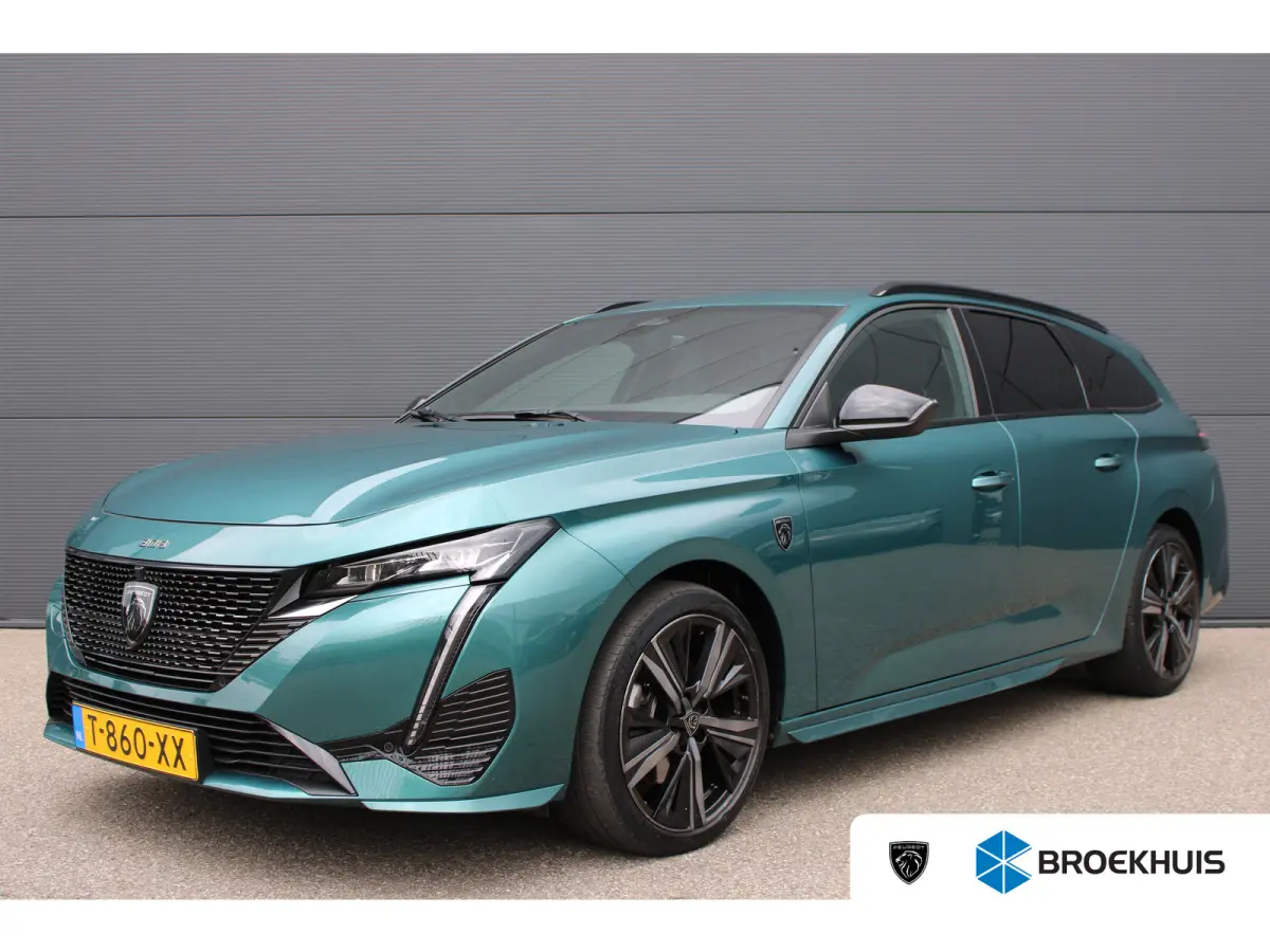 1.2 PureTech GT | Automaat | Navigatie | Camera | Apple carplay | 18 Inch lichtmetaal | Alcantara |