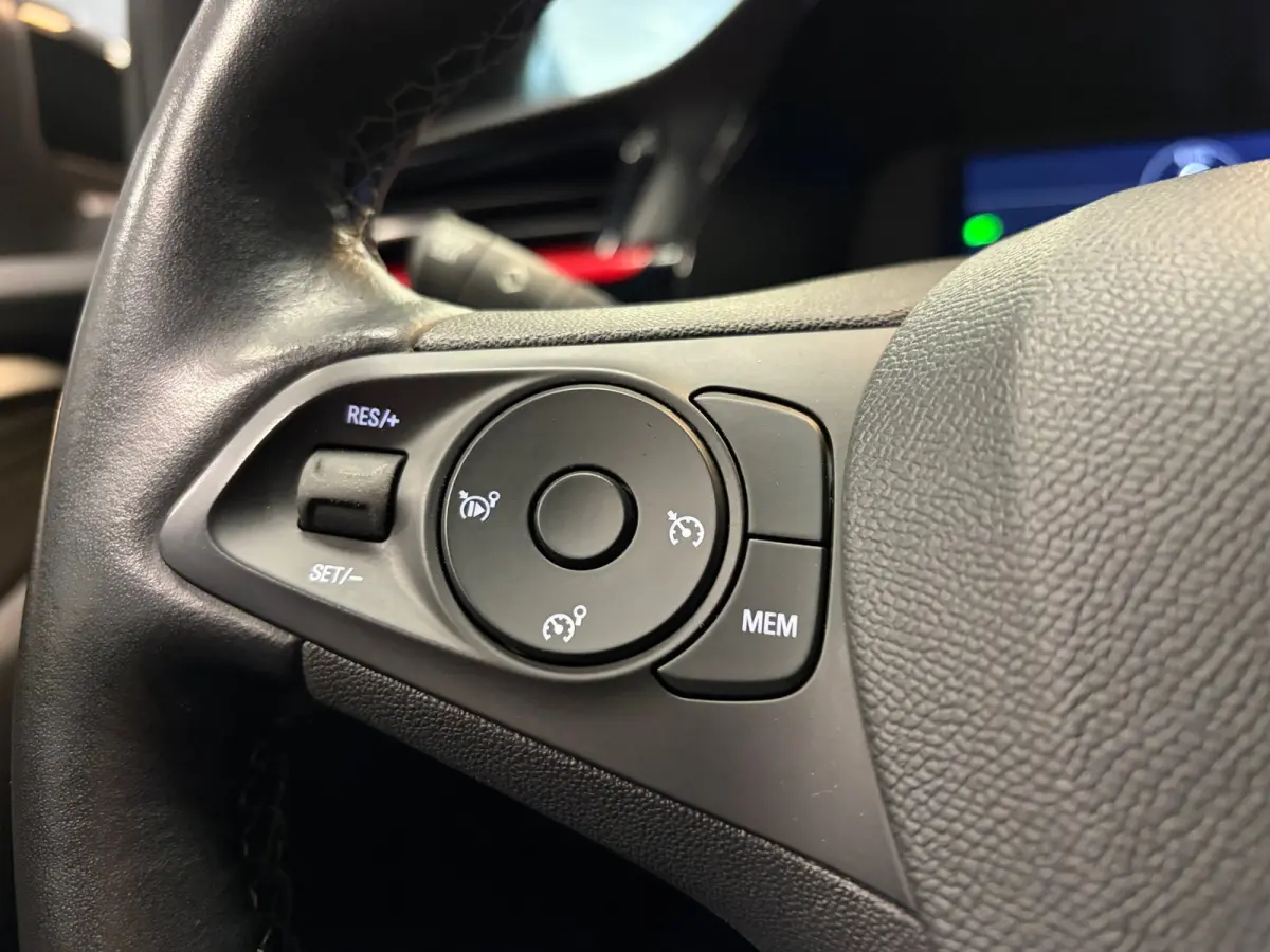 1.2 GS Line | CAR PLAY | CAMERA |