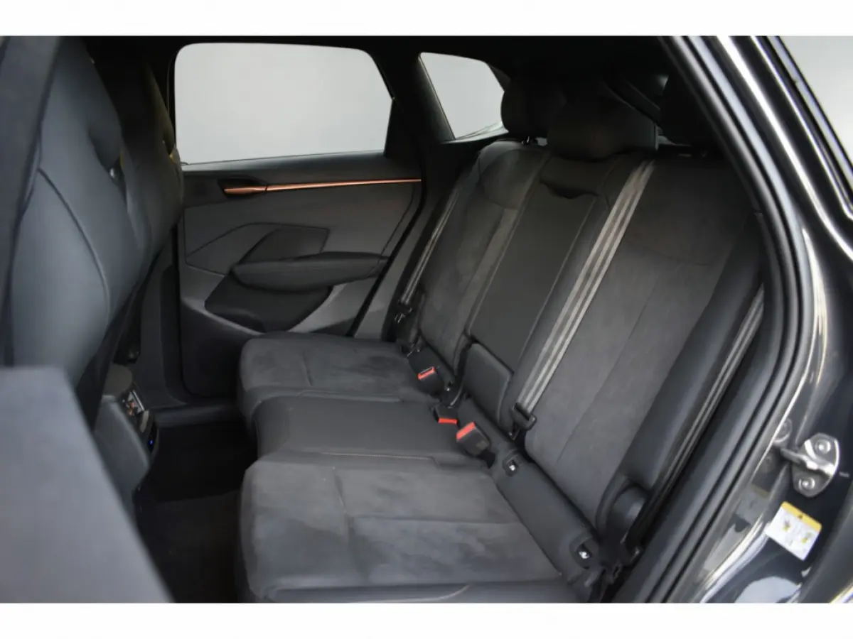 1.5 eTSI 150PK DSG BUSINESS 360CAMERA/CARPLAY/HEAD-UP ****
