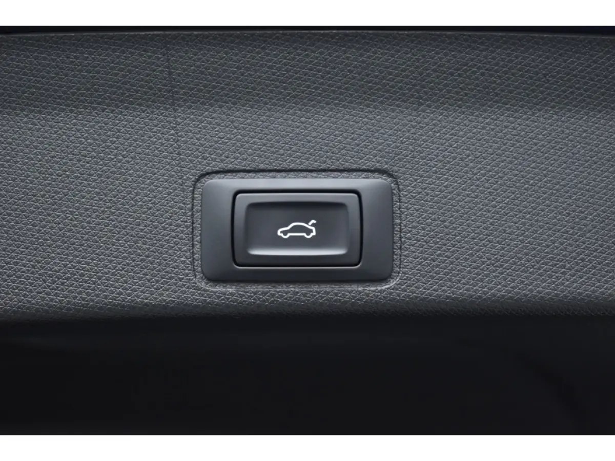 1.5 eTSI 150PK DSG BUSINESS 360CAMERA/CARPLAY/HEAD-UP ****
