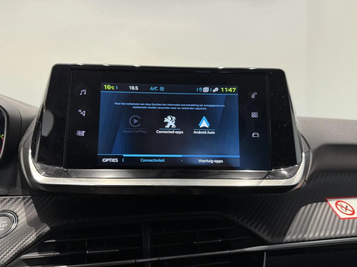E-Style | Stoelverwarming | Apple Carplay & Android Auto | Parkeersensoren |