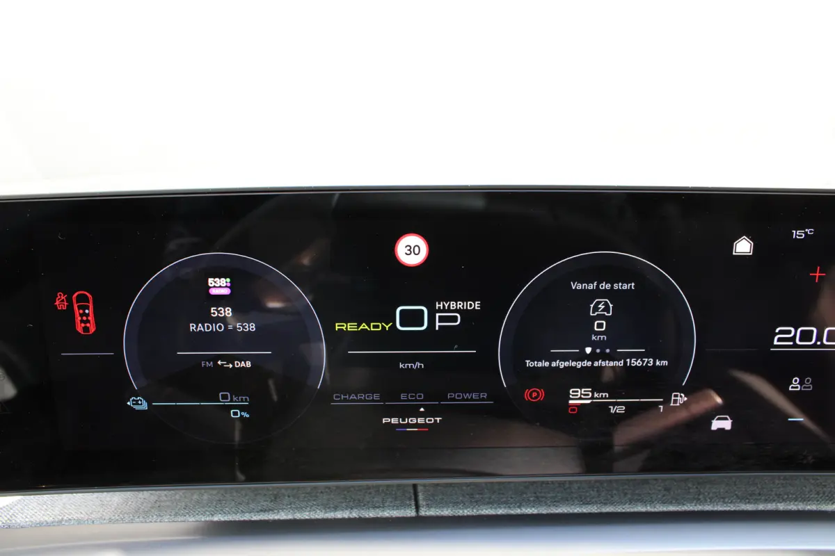 1.6 Plug-in Hybrid 195 GT | Automaat | Luxe stoelen | Massage | Trekhaak | All season | NL auto | Navigatie | Camera |