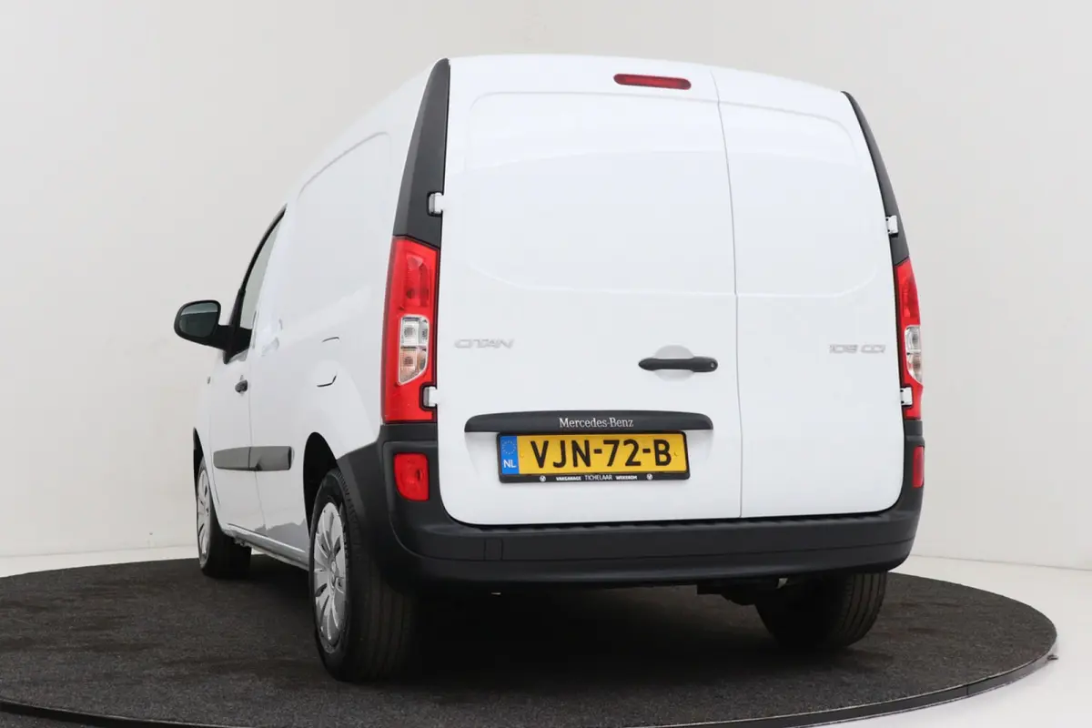 109 CDI | 78.000 KM! | Org NL | Airco | Betimmering | Bluetooth |