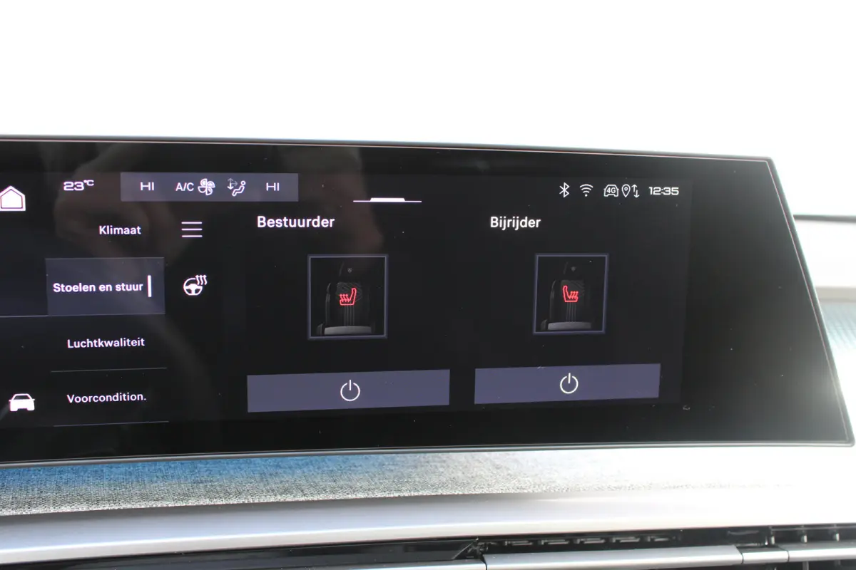 1.6 plug-in Hybrid 195pk GT | Panorama/schuifdak | Luxe stoelen | Massage | Focal | Stoelverwarming | NL auto | 9.500km |