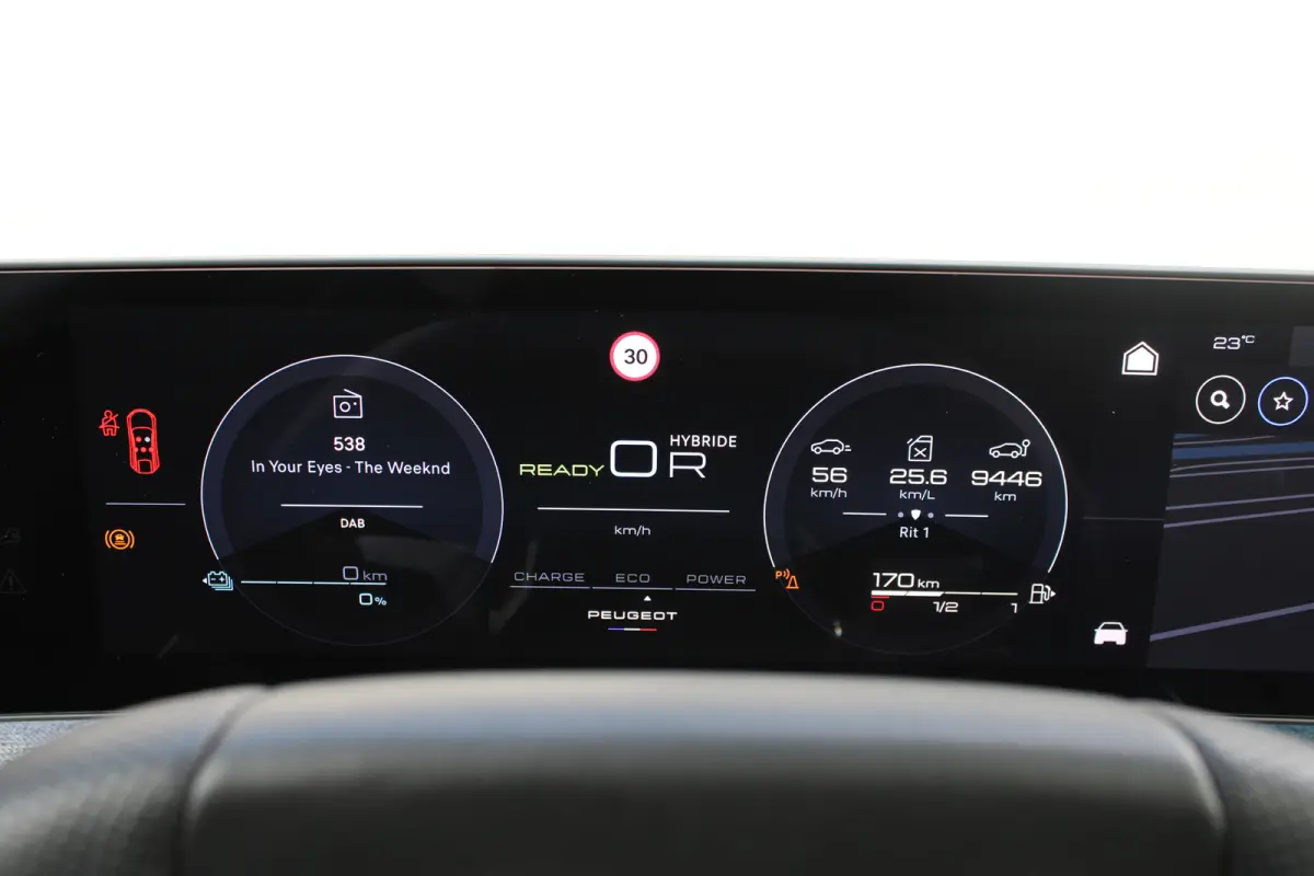 1.6 plug-in Hybrid 195pk GT | Panorama/schuifdak | Luxe stoelen | Massage | Focal | Stoelverwarming | NL auto | 9.500km |