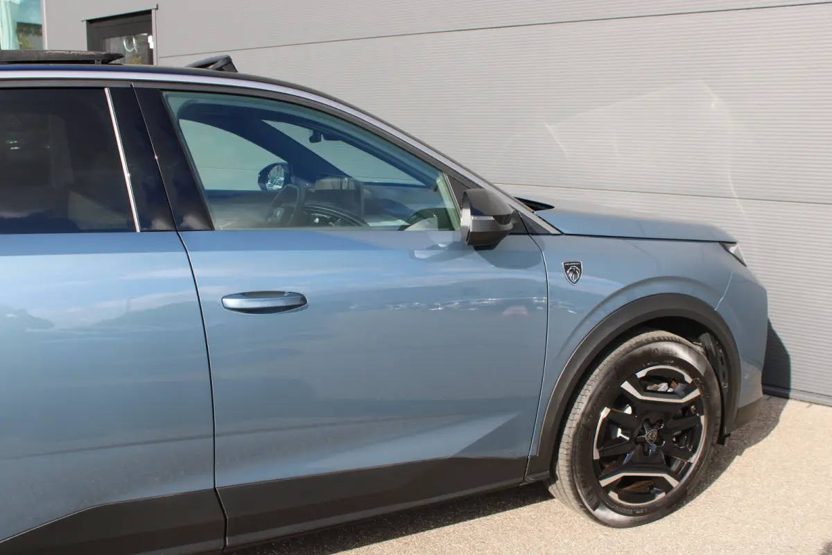 1.6 plug-in Hybrid 195pk GT | Panorama/schuifdak | Luxe stoelen | Massage | Focal | Stoelverwarming | NL auto | 9.500km |