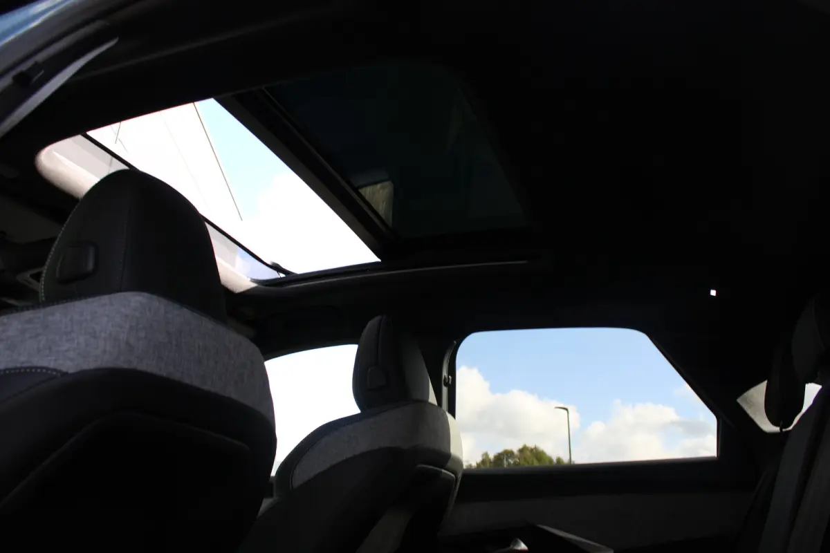 1.6 plug-in Hybrid 195pk GT | Panorama/schuifdak | Luxe stoelen | Massage | Focal | Stoelverwarming | NL auto | 9.500km |