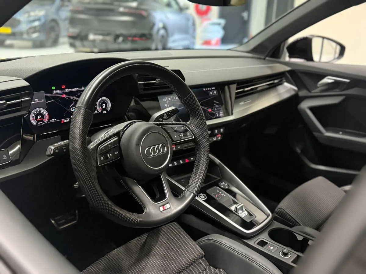35 TFSI 3X S Line| Pano | Virtual Cockpit | Navi | Camera | LED | Cruise Control | Stoelverwarming