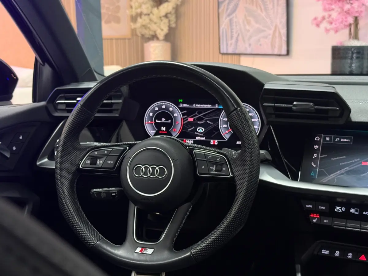 35 TFSI 3X S Line| Pano | Virtual Cockpit | Navi | Camera | LED | Cruise Control | Stoelverwarming