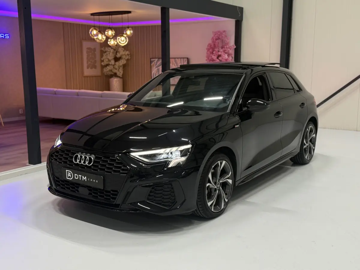 35 TFSI 3X S Line| Pano | Virtual Cockpit | Navi | Camera | LED | Cruise Control | Stoelverwarming
