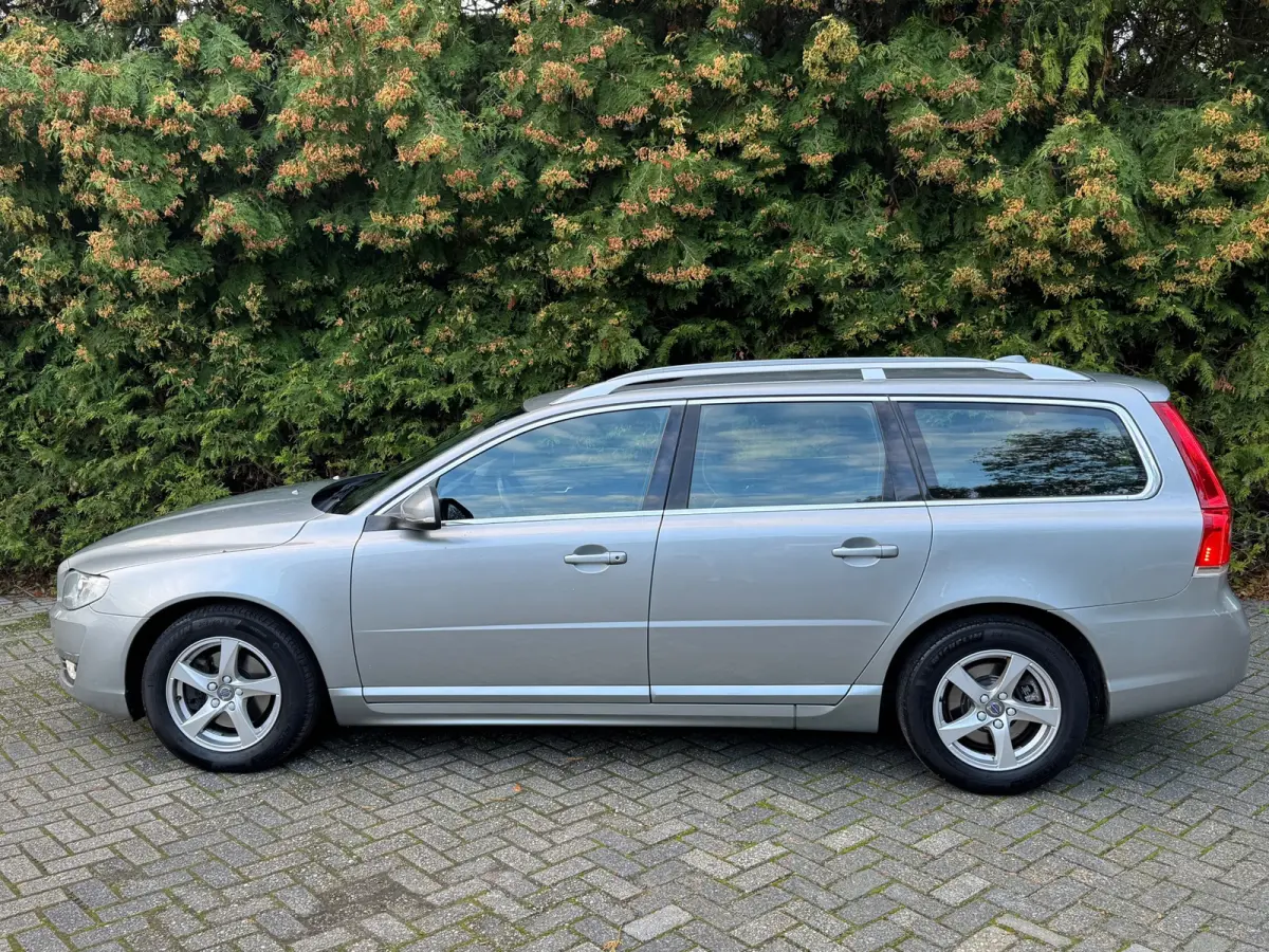 2.0 D4 Polar+ 180PK Automaat | Lederen Bekleding | Navigatie | Trekhaak | Memory