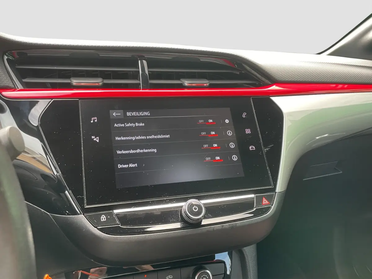 1.2 GS Line 130pk | Trekhaak | Cruise Control | Carplay | Airco | Full LED