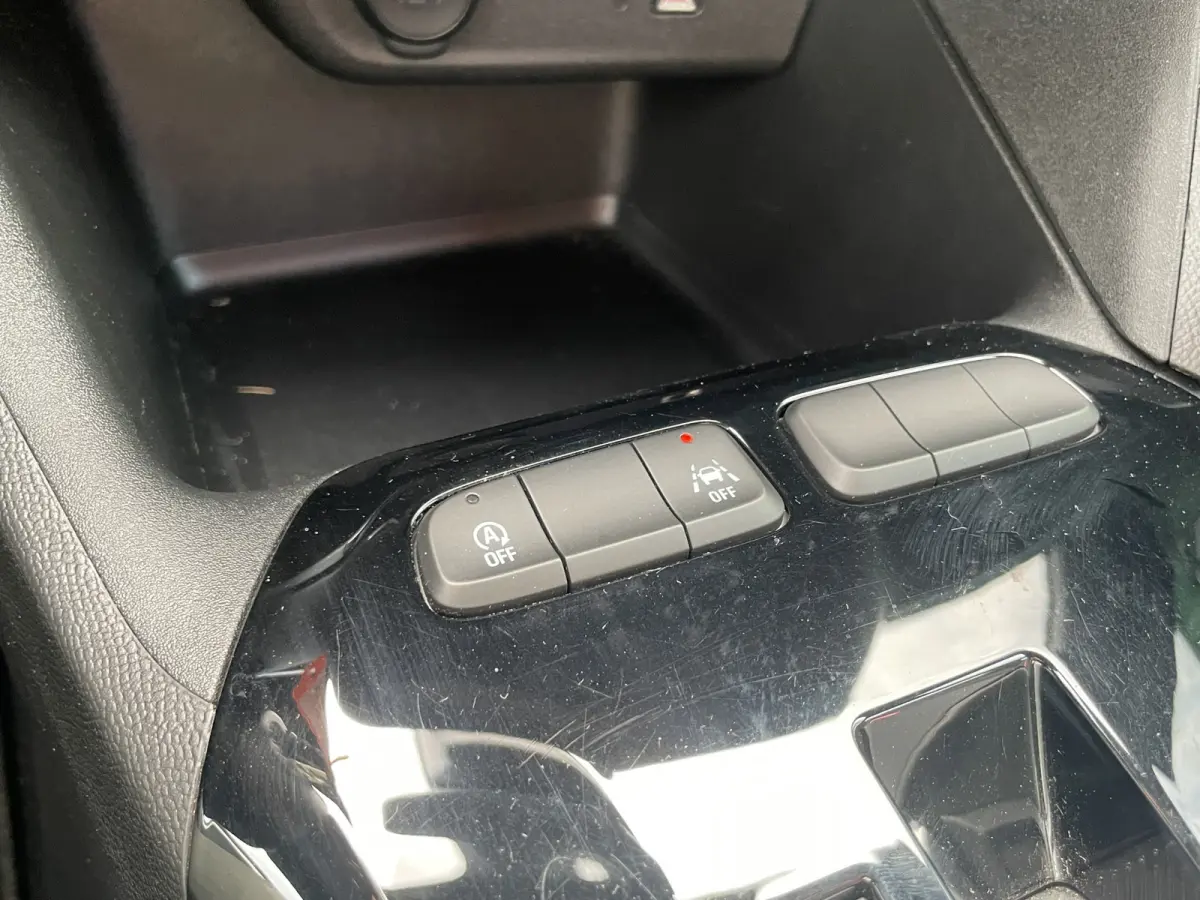 1.2 GS Line 130pk | Trekhaak | Cruise Control | Carplay | Airco | Full LED
