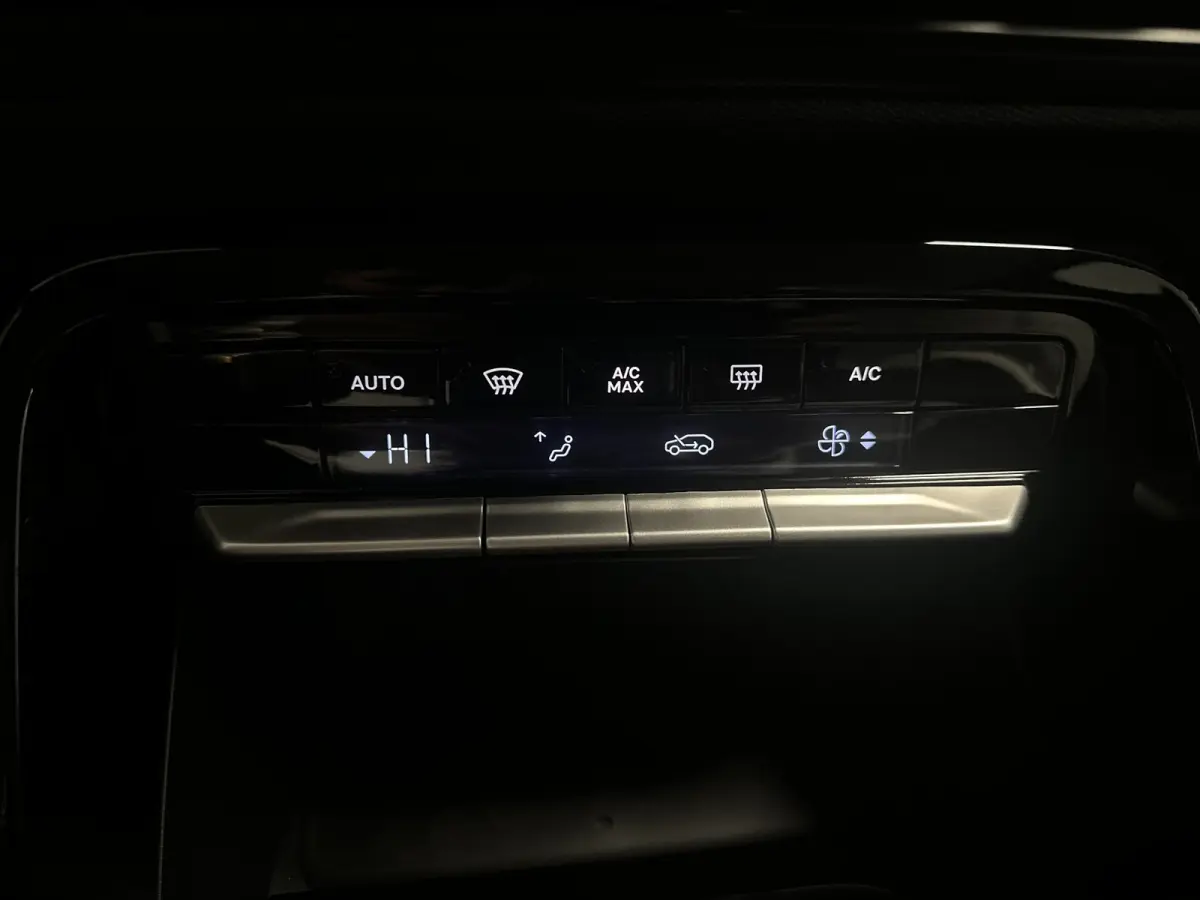 Max 113pk 44 kWh | Apple Carplay & Android Auto | Camera | 3 Fase Boordlader | DIRECT RIJDEN!