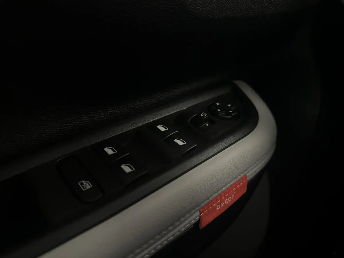 Max 113pk 44 kWh | Apple Carplay & Android Auto | Camera | 3 Fase Boordlader | DIRECT RIJDEN!
