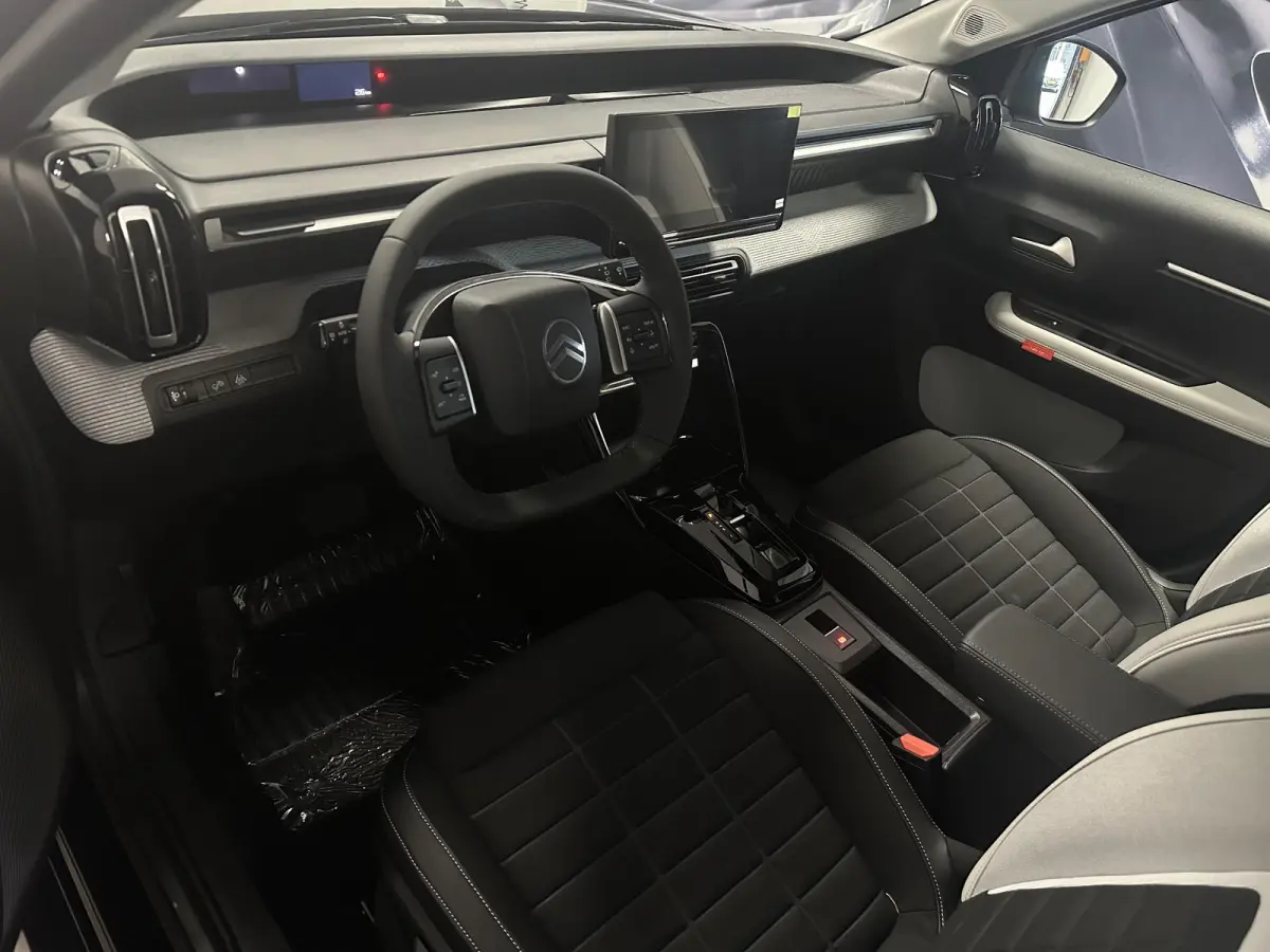 Max 113pk 44 kWh | Apple Carplay & Android Auto | Camera | 3 Fase Boordlader | DIRECT RIJDEN!