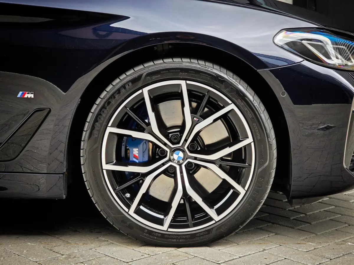 545e xDrive M-Sport | BOWERS & WILKINS | LASER | SOFTCLOSE