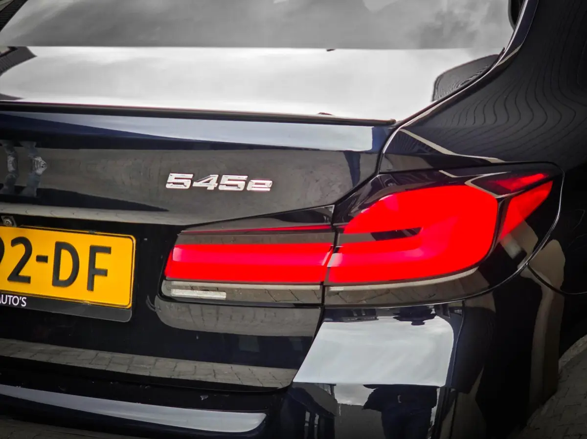 545e xDrive M-Sport | BOWERS & WILKINS | LASER | SOFTCLOSE
