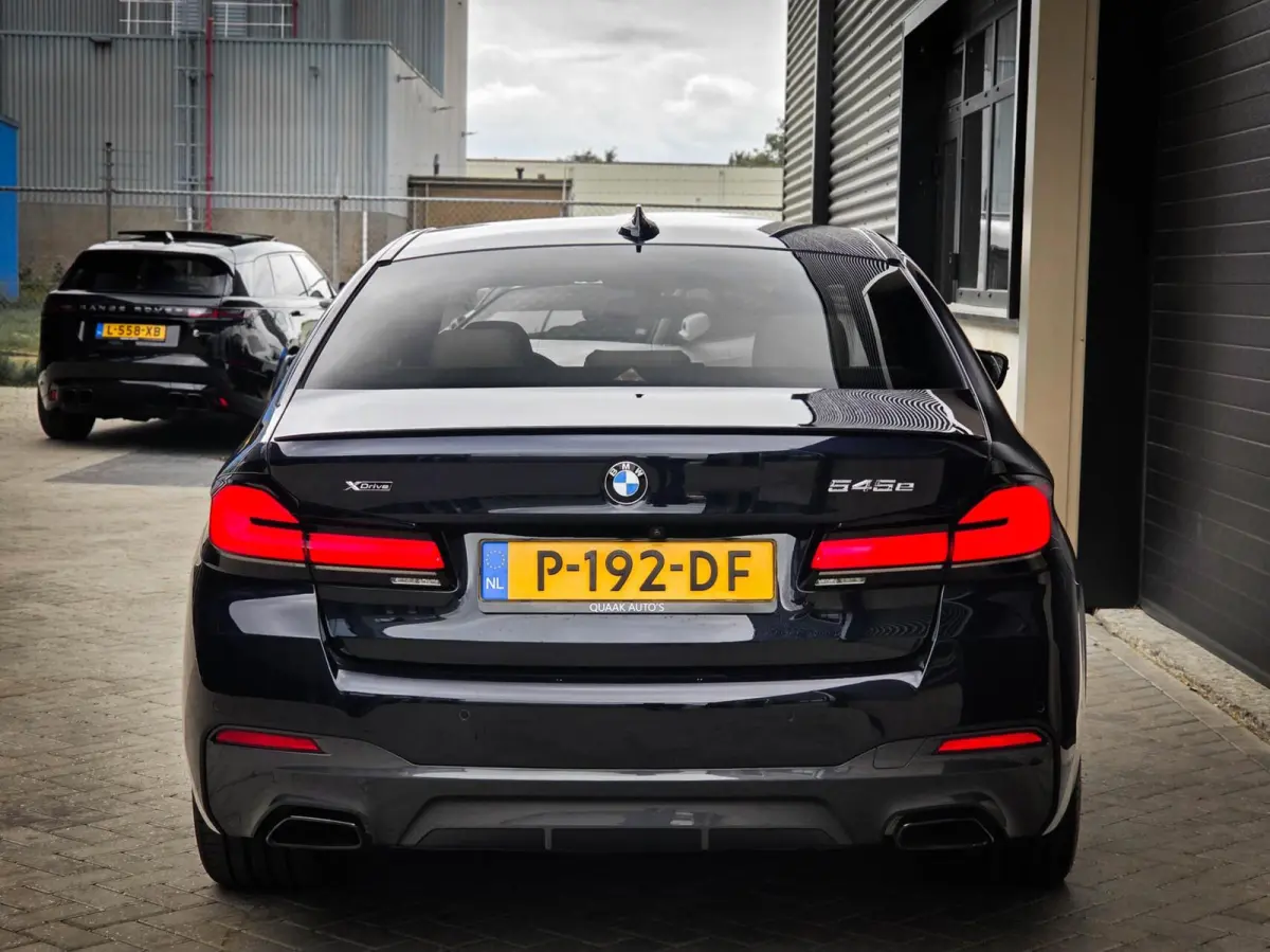 545e xDrive M-Sport | BOWERS & WILKINS | LASER | SOFTCLOSE