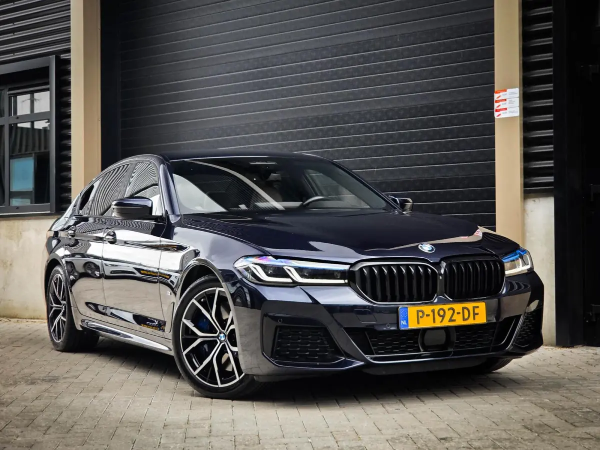 545e xDrive M-Sport | BOWERS & WILKINS | LASER | SOFTCLOSE