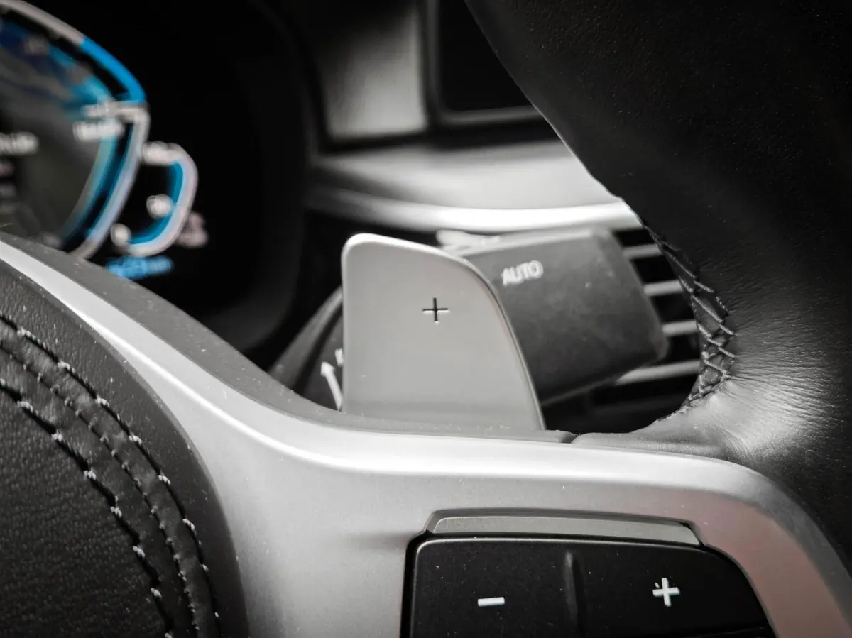 545e xDrive M-Sport | BOWERS & WILKINS | LASER | SOFTCLOSE
