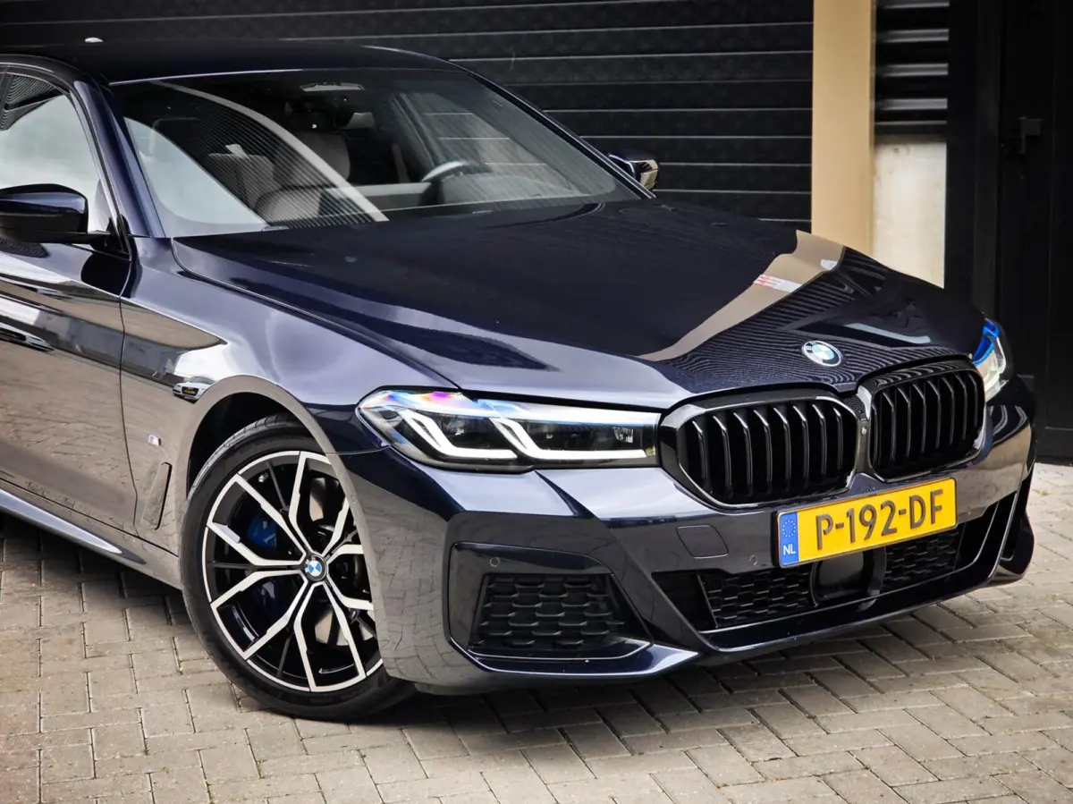 545e xDrive M-Sport | BOWERS & WILKINS | LASER | SOFTCLOSE
