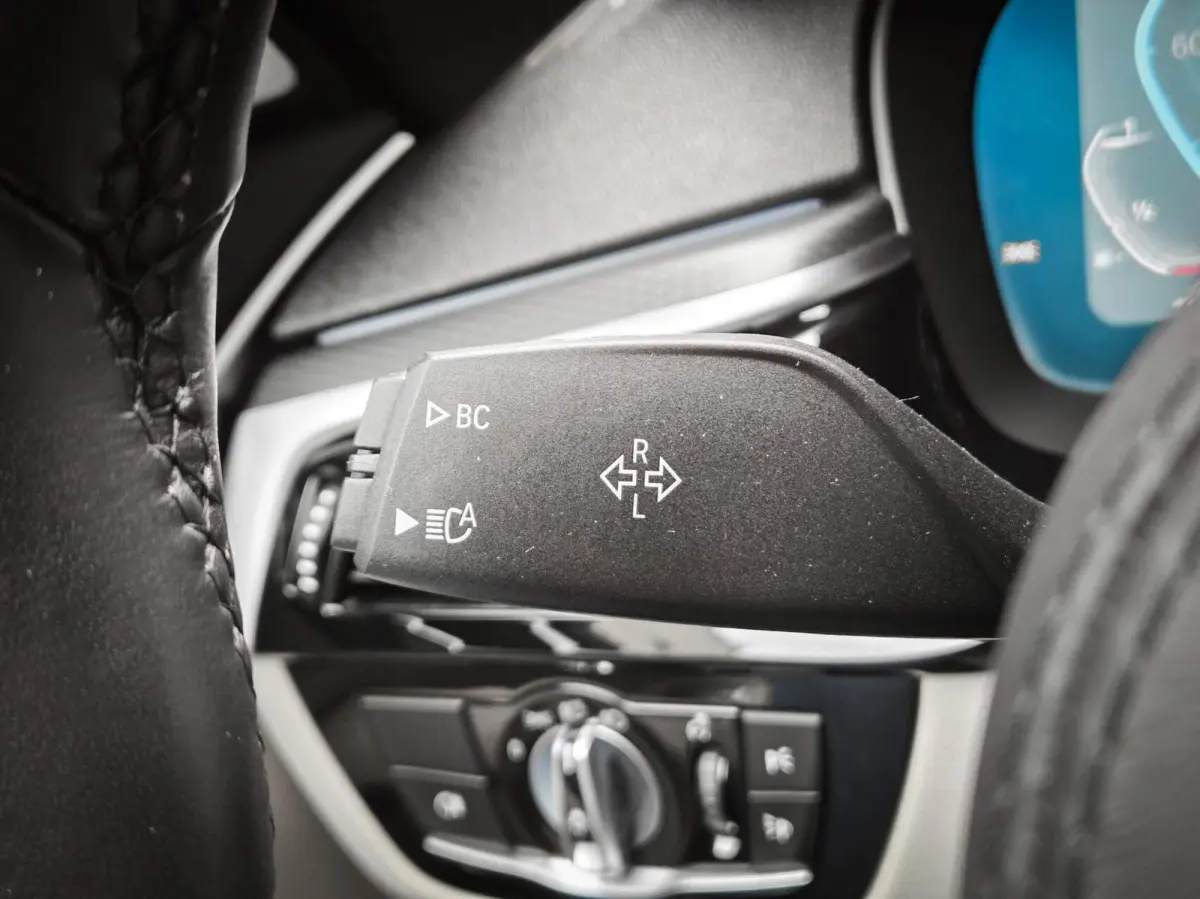545e xDrive M-Sport | BOWERS & WILKINS | LASER | SOFTCLOSE
