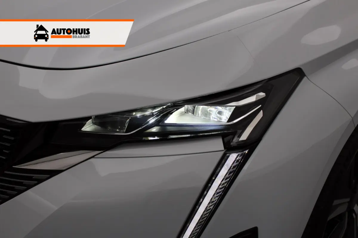 1.2 Hybrid 136 e-DSC6 Aut. GT i-Cockpit, 360° Vision & Drive Assist Plus Pack, 18”