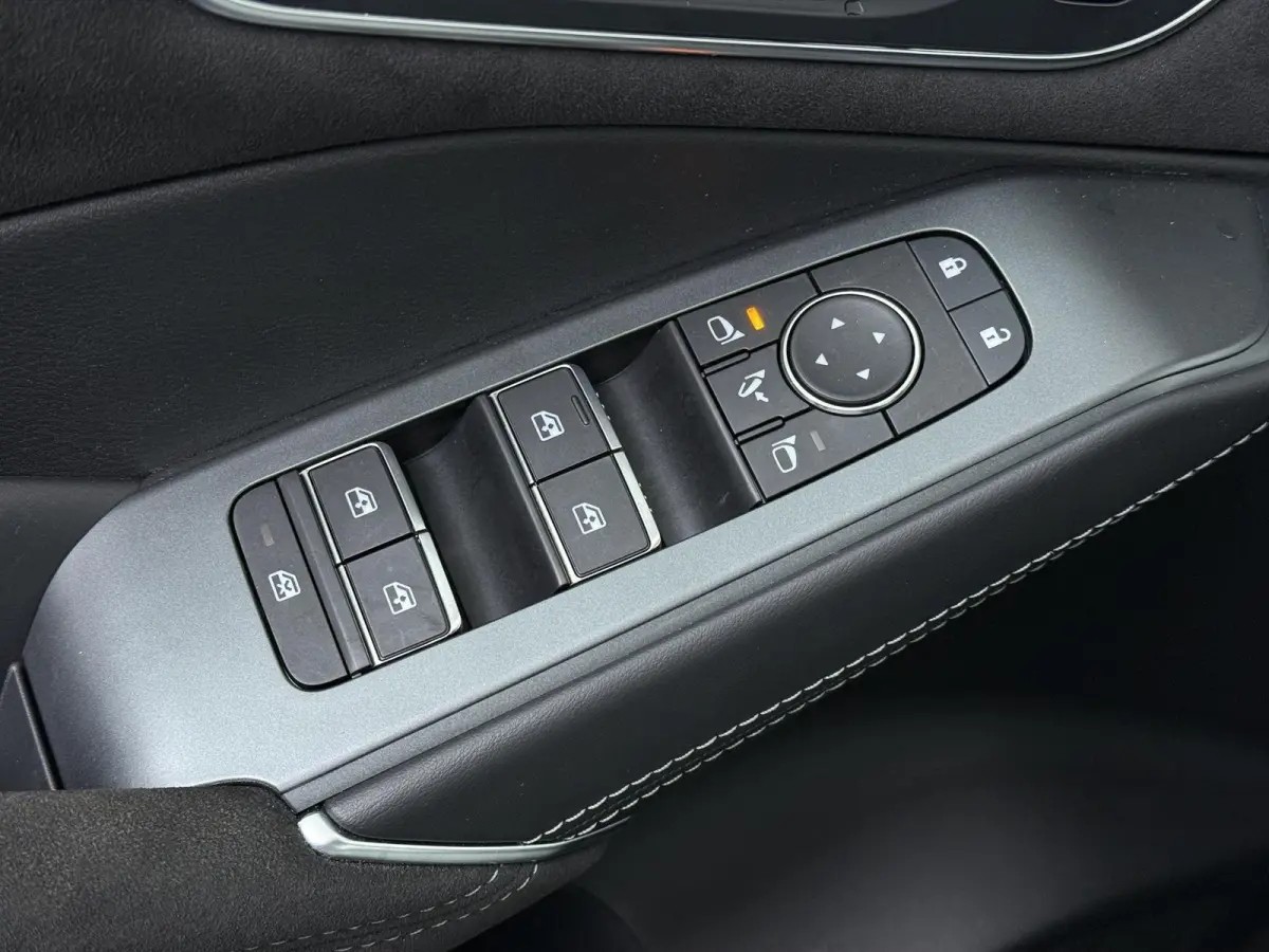 1.5 e-Power Tekna Plus | Panoramadak | Lederen Bekl. | BOSE Audio | Head-Up |
