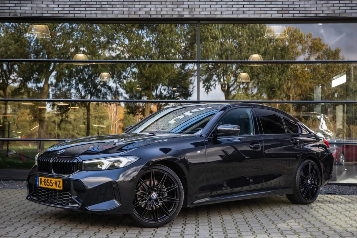 320i M-Sport , Sfeerverlichting, Shadow Line, Stoelverwarming