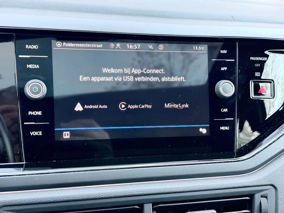 1.5 TSI 3x R-Line Pano/Camera/AppleCarPlay