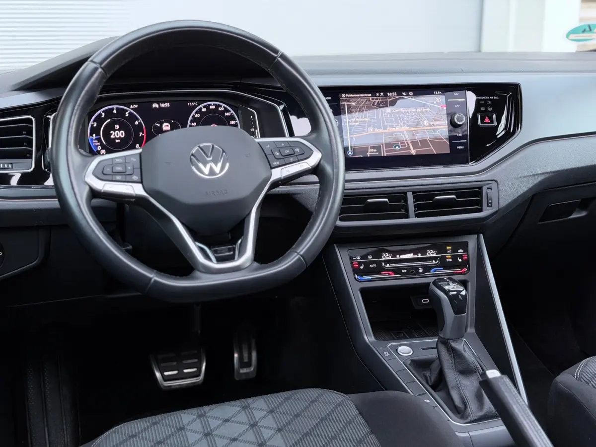 1.5 TSI 3x R-Line Pano/Camera/AppleCarPlay