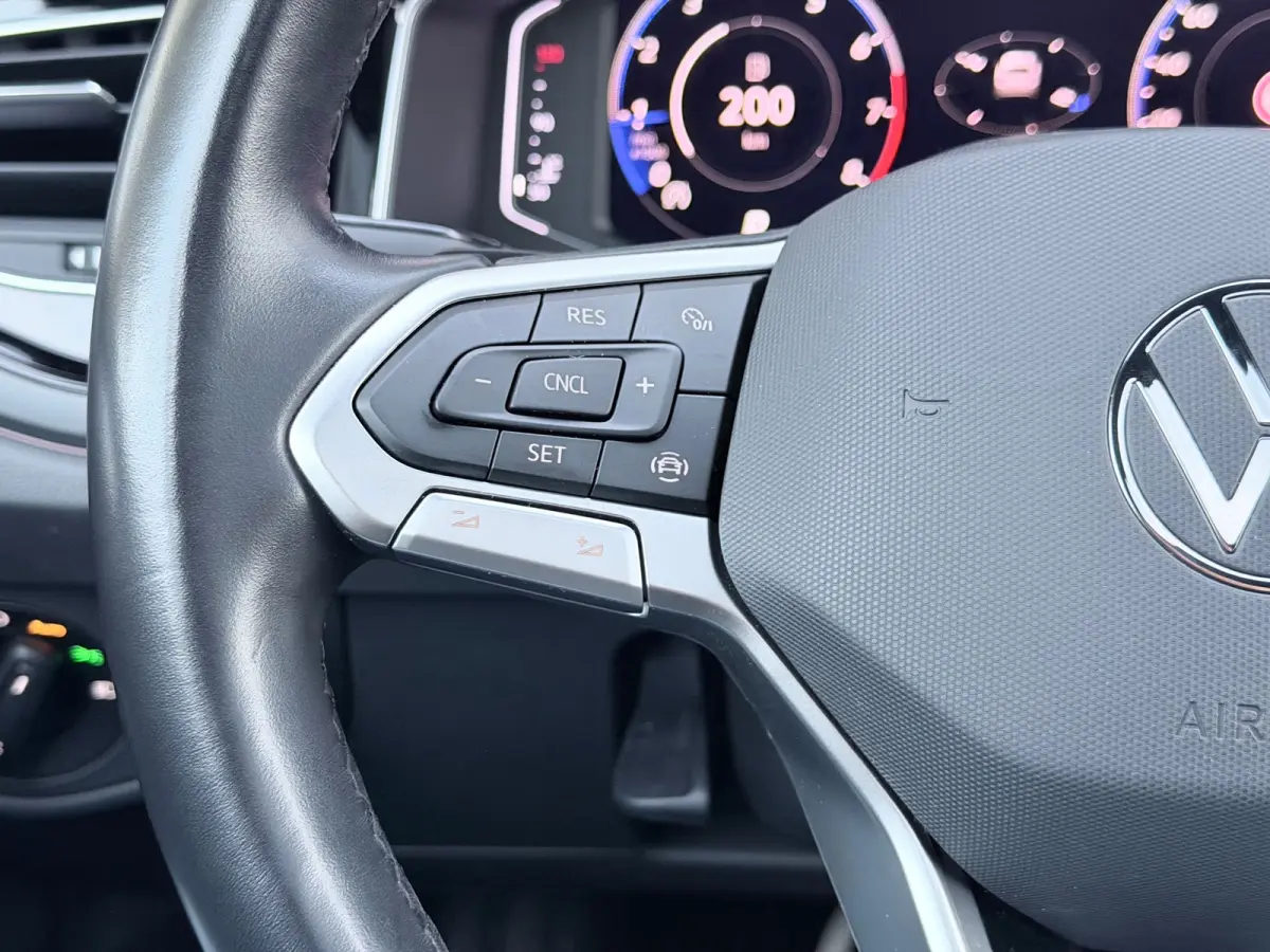 1.5 TSI 3x R-Line Pano/Camera/AppleCarPlay