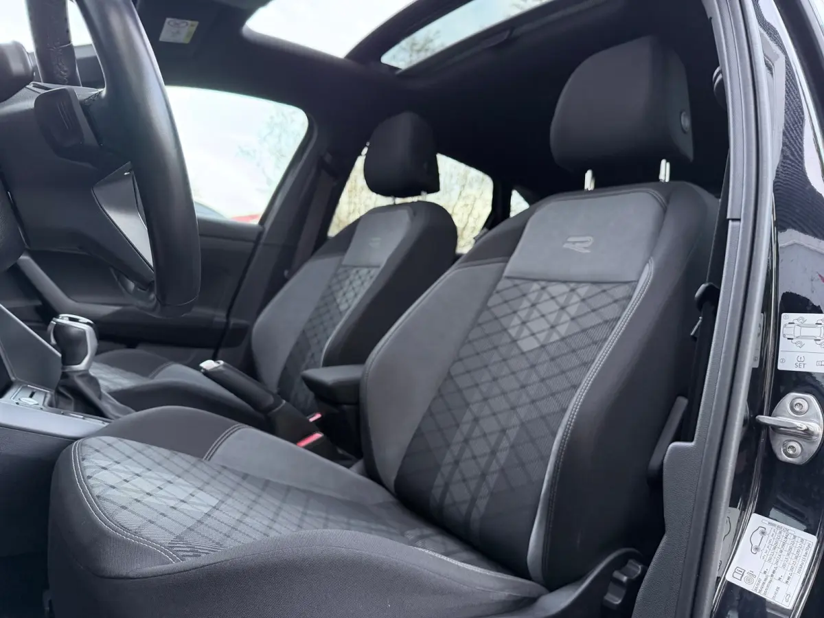 1.5 TSI 3x R-Line Pano/Camera/AppleCarPlay