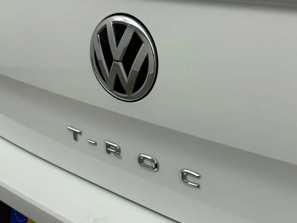 1.0 TSI Style | 1e EIGENAAR | STOELVERWARMING | ADAPTIEF CRUISECONTROL | PARKEERSENSOREN V+A | APPLE CARPLAY / ANDROID AUTO |