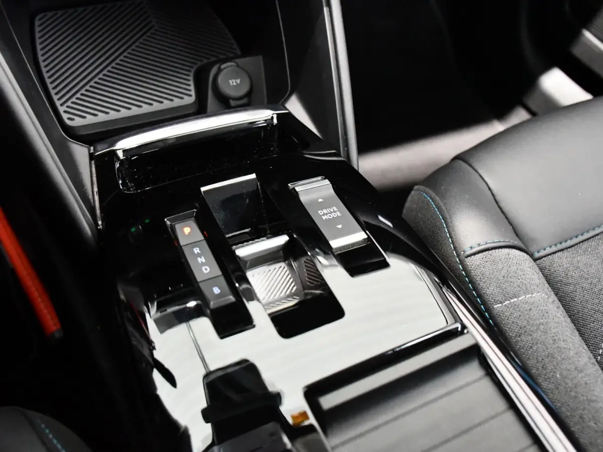 Feel Pack 50 kWh | SOH 91,1 % | Apple CarPlay / Android Auto | Achteruitrijcamera | Climate Control |