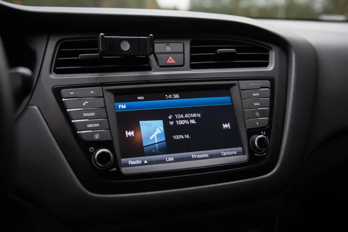 1.0 T-GDI Comfort , Navigatie, Cruise control, Camera
