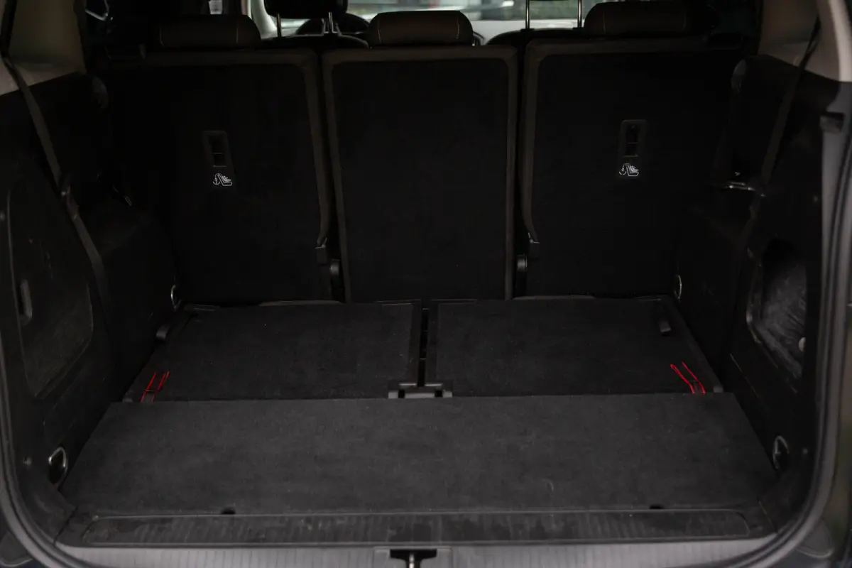 1.4 Turbo Business Executive 7p. , Achteruitrijcamera, Cruise control,