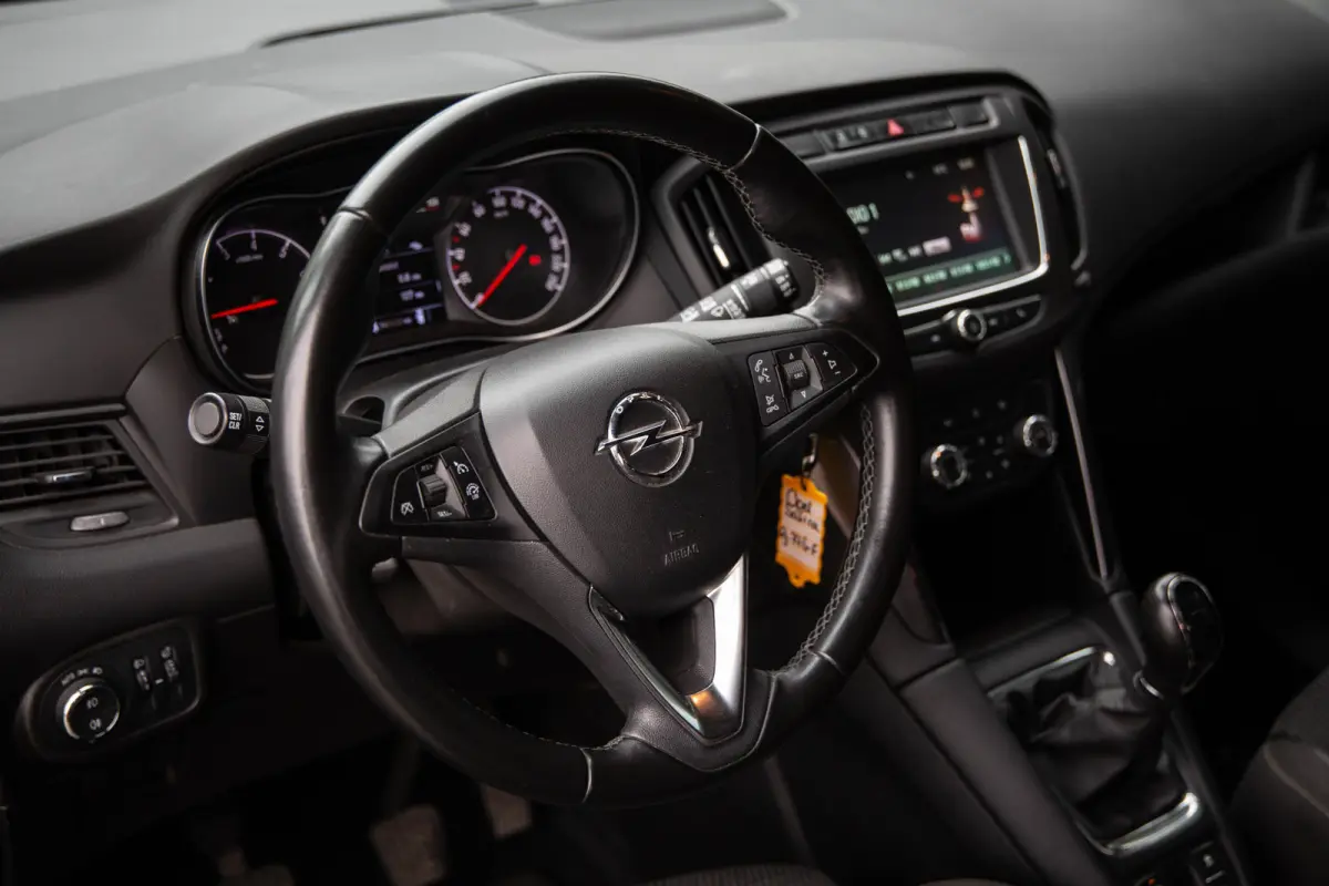 1.4 Turbo Business Executive 7p. , Achteruitrijcamera, Cruise control,