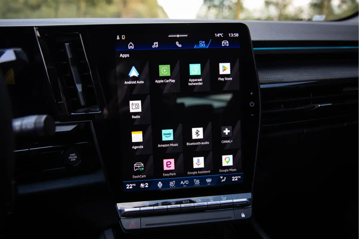 1.2 E-Tech full hybrid 200 esprit Alpine , 360-graden camera, Apple Carplay, Sfeerverlichting, Stoel/stuurverwarming,