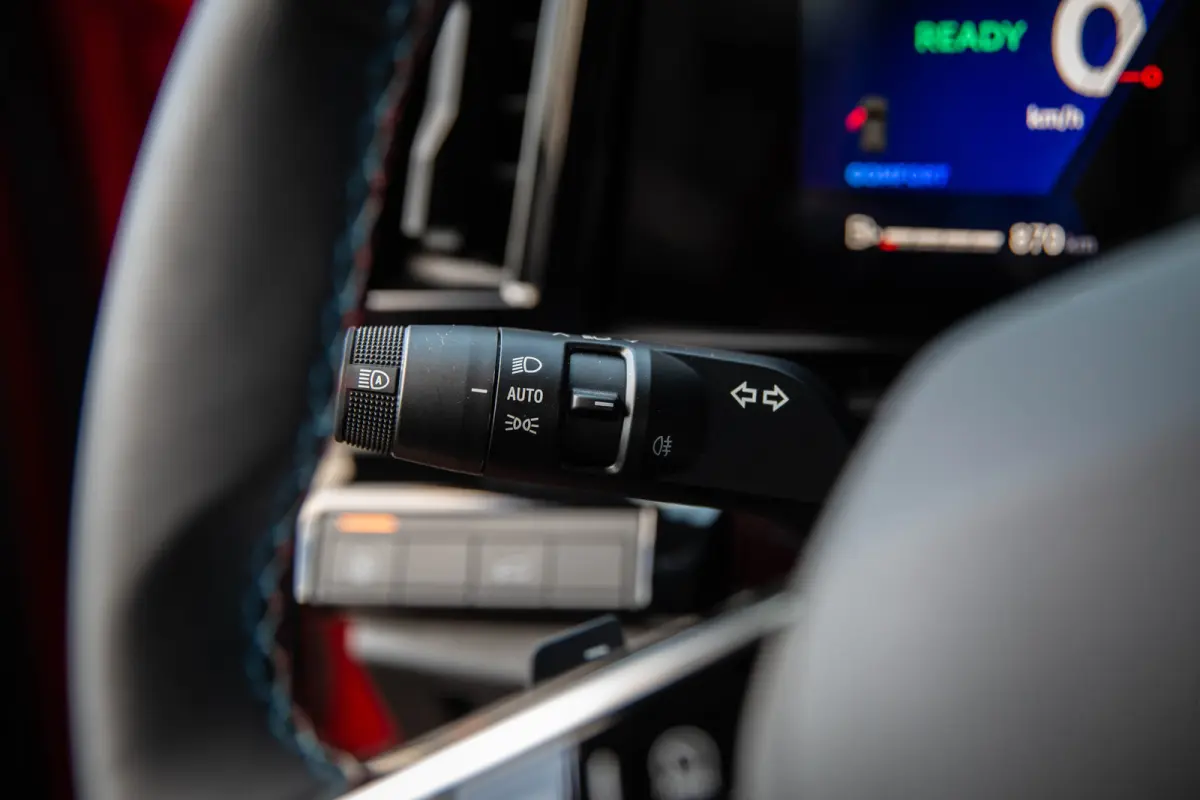 1.2 E-Tech full hybrid 200 esprit Alpine , 360-graden camera, Apple Carplay, Sfeerverlichting, Stoel/stuurverwarming,