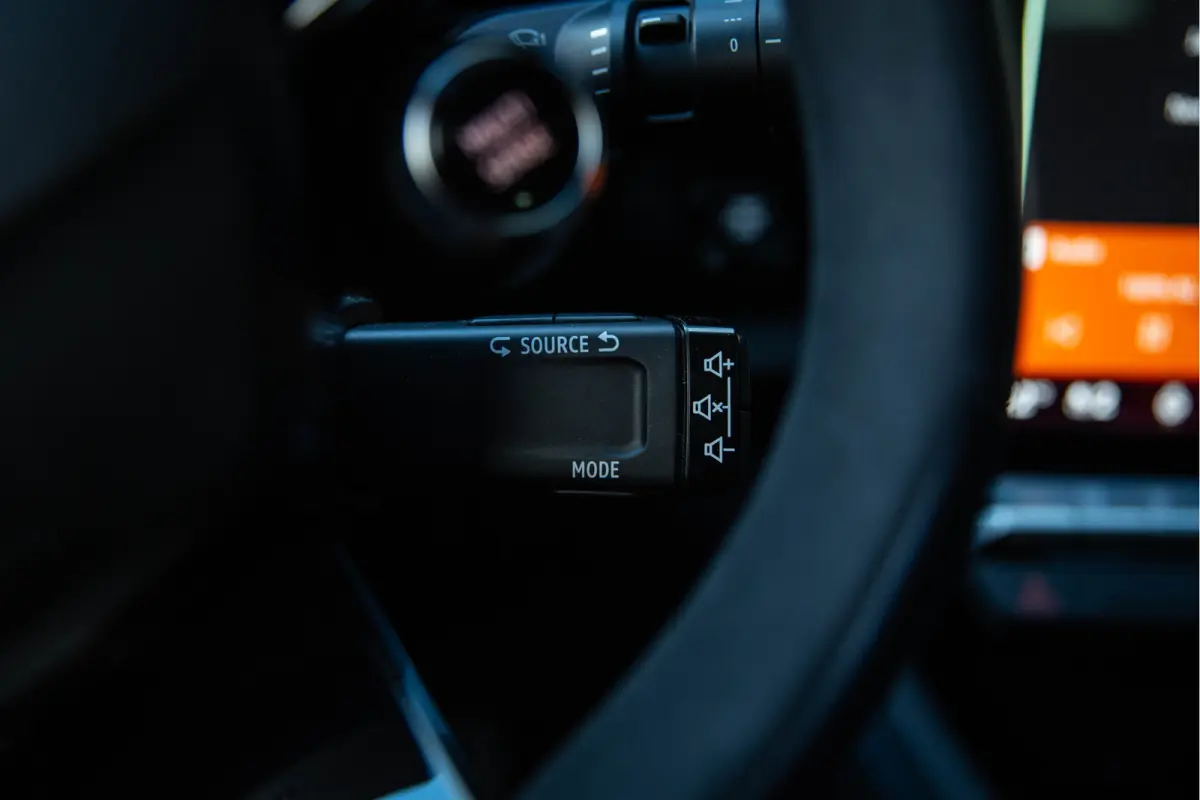 1.2 E-Tech full hybrid 200 esprit Alpine , 360-graden camera, Apple Carplay, Sfeerverlichting, Stoel/stuurverwarming,